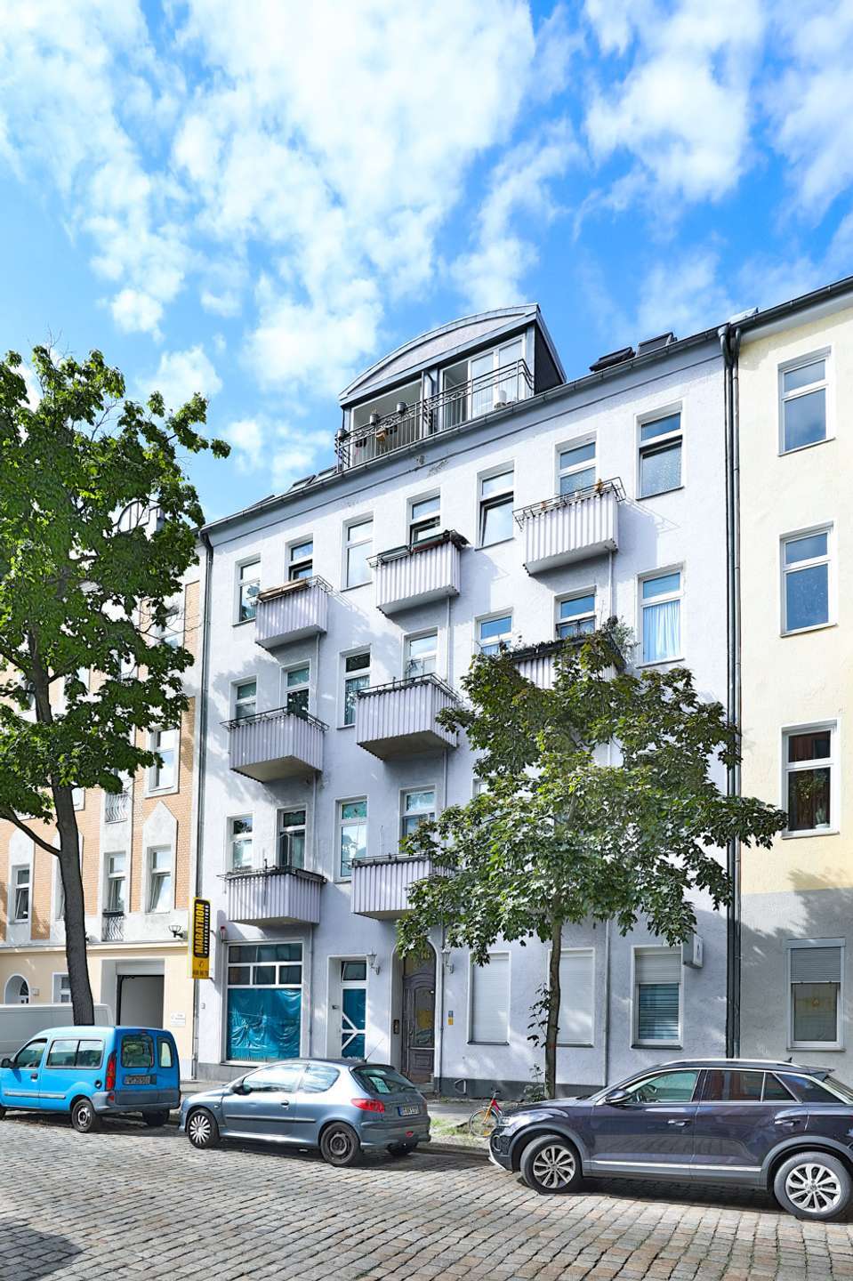 Komplett möblierte Wohnung mit sonniger Loggia - Photo 1