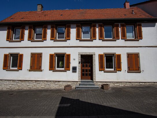 Historisches Bauernhaus ohne Reparaturstau im Ortskern von Wallertheim