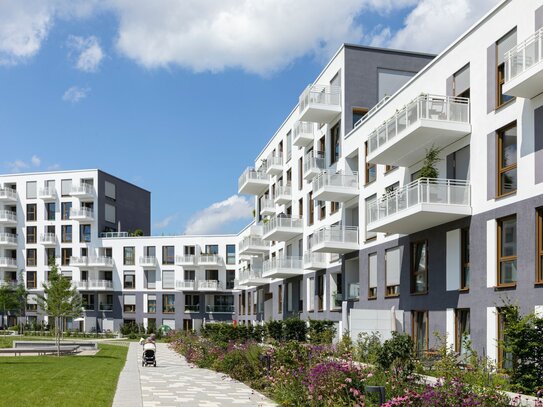 PANDION PENTA** großzügige 3 Zimmer Wohnung* großer Garten mit Terrasse*moderne Einbauküche*2 Bäder