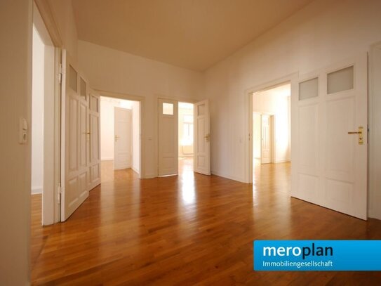 BESICHTIGUNG AM 23.10.24 | 5 Zimmer auf 162qm | Wintergarten & Garten | meroplan Immobilien GmbH