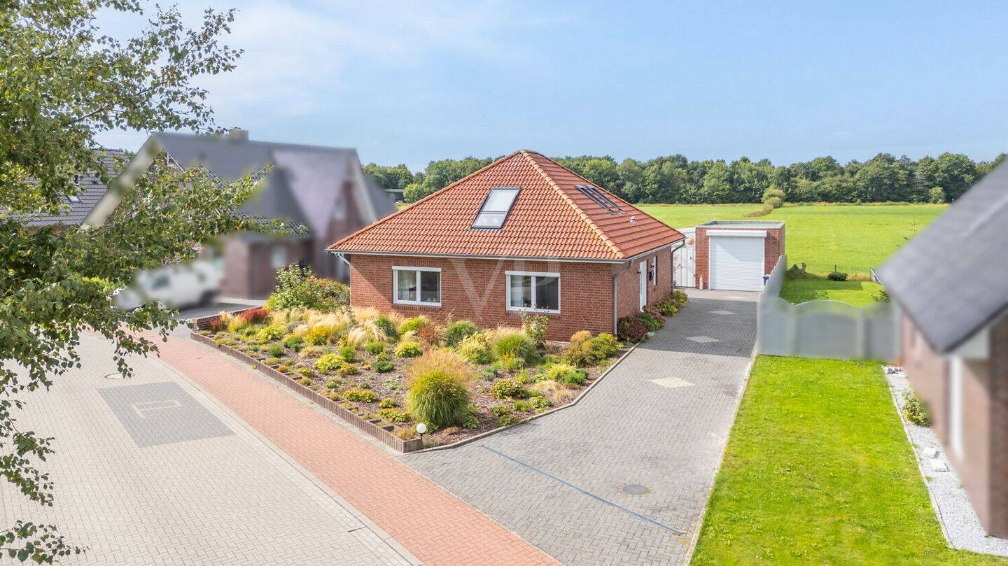 Real Estate Title Image Background