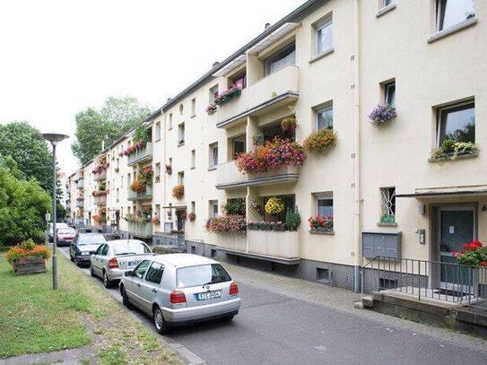 Aufgepasst: 3-Zimmerwohnung mit Balkon im 2. OG!