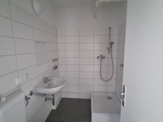 Ansprechende 4-Zimmer-Wohnung mit Duschbad!