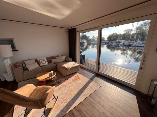 LUXUS Hausboot - 3 Etagen - 100m² Wohnen + 120 m² SONNENTERRASSE - Kamin, Kino, komplett individuell