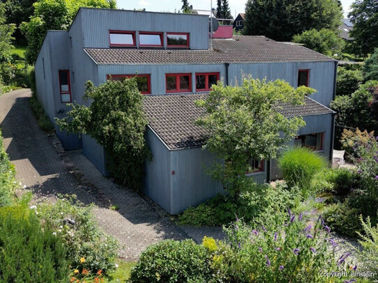 Gartenlust statt Großstadtfrust! Traumhaus mit parkähnlichem Garten & Scheune Karlsbad-Mutschelbach