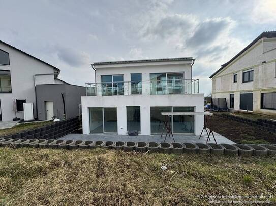 Neubau für Zwei Familien mit Garten und Terrasse in 74861Neudenau