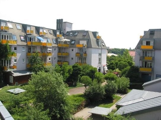 2,5-Zimmer-Wohnung mit EBK und Balkon in Leipzig-Lindenau (H84)