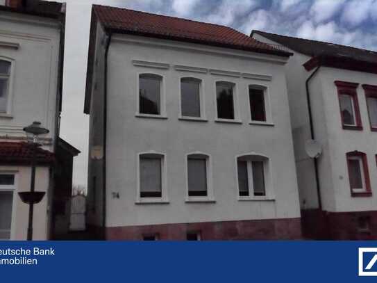 Stadthaus mit gemütlichem Grundstück in Blomberg! Kaufen statt Mieten - das kann funktionieren!