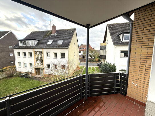 Wohnen am Weinberg, 3-Zimmer-Küche-Bad-Südbalkon, Garage