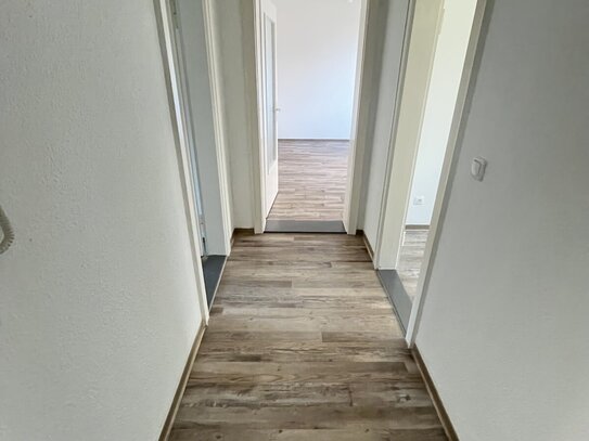 3 Zimmer mit Balkon