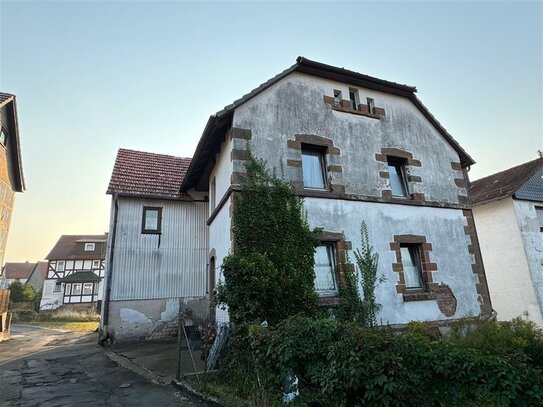 FKB-Haubern! Für Handwerker! Sanierungsbedürftiges EFH!