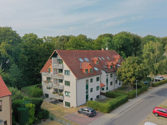 Schöne und helle 2-Zimmer Wohnung mit Balkon und Vollbad