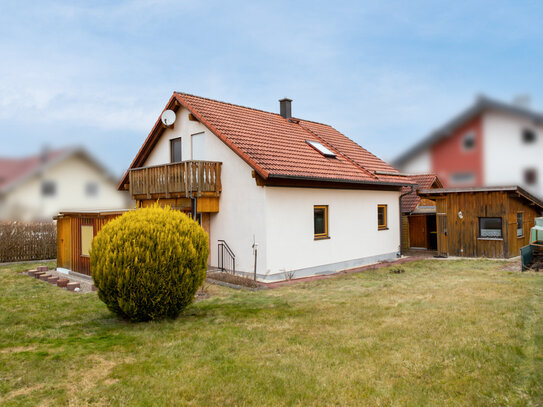 Einfamilienhaus mit schönem Garten in ruhiger Lage