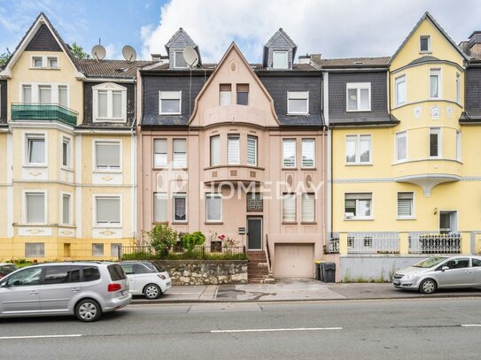 Gut geschnittene 3-Zimmer-Dachgeschosswohnung mit Gartenanteil in ruhiger Lage