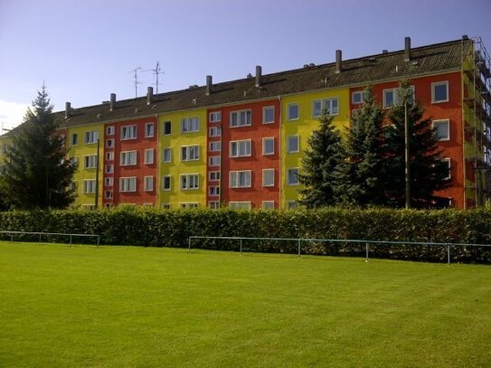 4 Raum, Küche, Bad direkt am Sportplatz