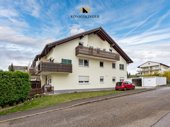 Charmante 3-Zimmer-Dachgeschosswohnung mit Balkon - Ihr neues Zuhause in Schömberg