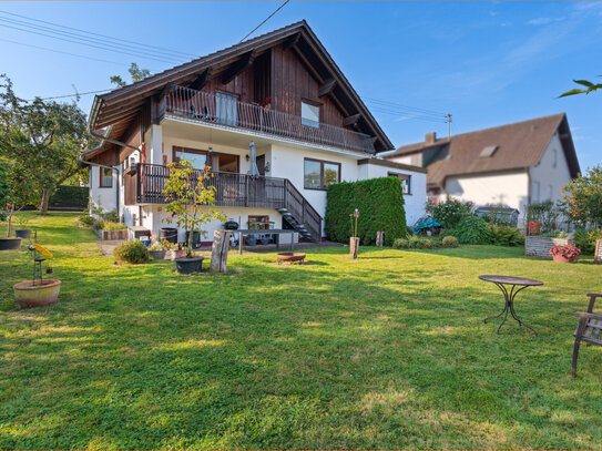 Familienhaus in Günzburg: 5 Zimmern auf 172 m² und zwei Balkonen und Terrasse