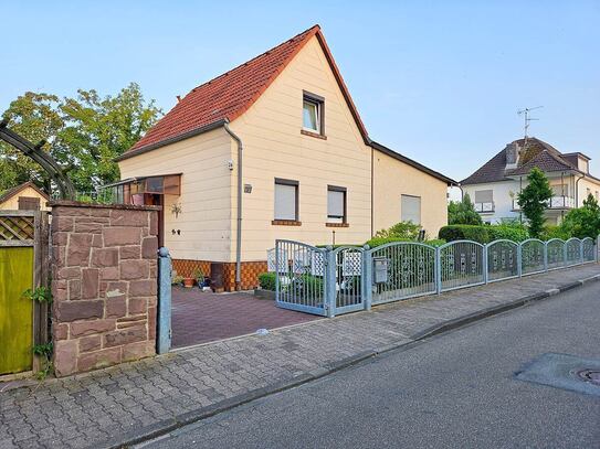 Walldorf: Haus BJ 1938 auf schönem Grundstück