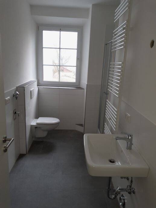                                                               4-Zimmer-Wohnung n&auml;he Bahnhof                                                       in Furth (Landshut)