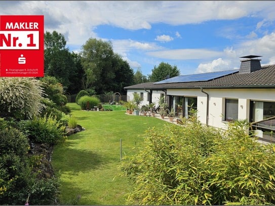 Tolle modernisierte Landhaus-Villa am Möhnesee mit Traumgarten