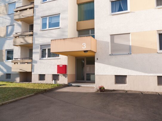 3,5 Zimmerwohnung mit Aufzug und Süd/West-Balkon ab 01.03.25