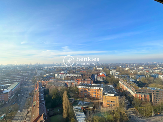 Kapitalanlage mit einmaligem Blick - Willkommen im Mundsburg Tower!