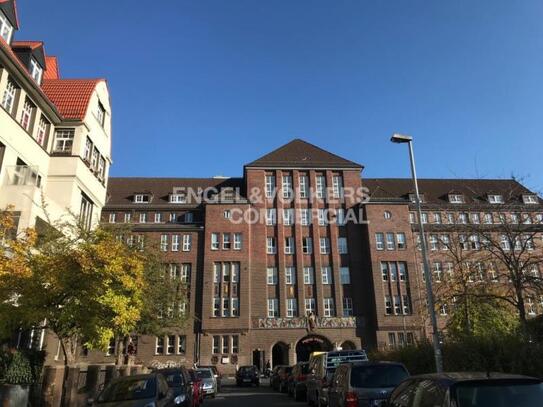 Büroflächen im historischen "Podbi-Park"