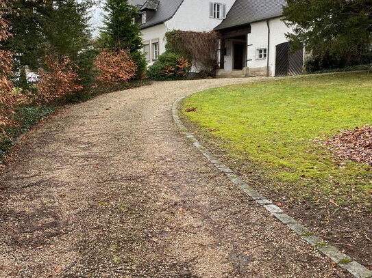 Villa/EFH in Nabburg mit großem Grundstück 2700qm