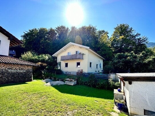 Ein- bis Zweifamilienhaus mit Potenzial in Brannenburg