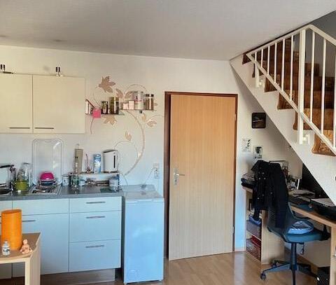 RESERVIERT!!!!!!! CITY- Wohnen. 2-stöckige Dachgeschoss-Wohnung. Zentrale Lage. Ideal als Kapitalanlage. Top vermeitet.