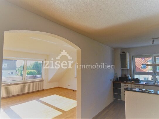 Schöne Maisonette Wohnung im Dachgeschoss