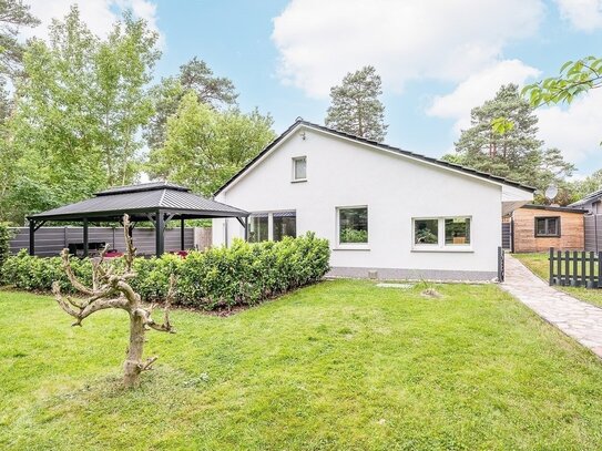 Traumgrundstück nahe Krumme Laake mit großzügigem Bungalow