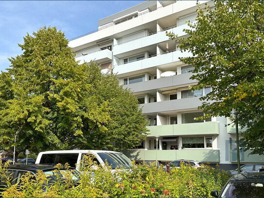 Gepflegte 1,5 Zimmer Wohnung mit West-Balkon und Fahrstuhl