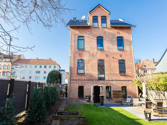 Sanierter Altbau aus dem 19. Jahrhundert - ohne Käuferprovision