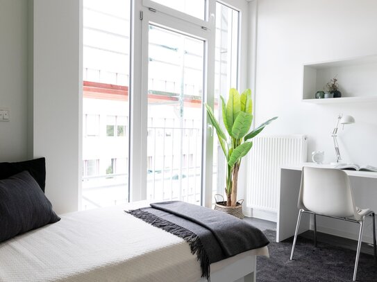 Möbliertes Apartment mit Balkon in Düsseldorf- Rath!