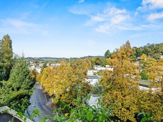 Gepflegt und freundlich - mit Weitblick! Vermietete 2-Zimmer-Eigentumswohnung