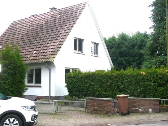 25355 Barmstedt - Einfamilienhaus F R E I ab 2025 ! , Stadthaus - mit Garten , mitten in der Stadt und doch ruhig geleg…