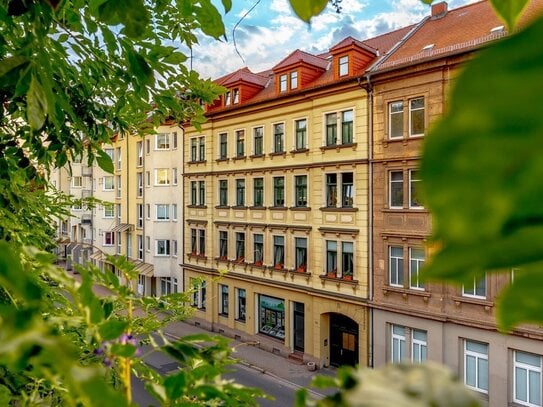 Bezugsfrei! Citywohnung mit Balkon-Oase, Blickbeziehung zur Frauenkirche, EBK und Gäste-WC!