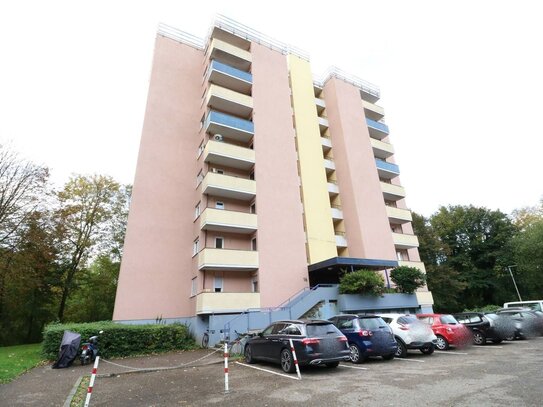 Gut geschnittene 3-Zimmer Stadtwohnung in ruhiger Gegend mit Loggia