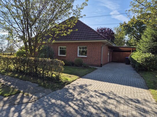 Moderner Bungalow mit großem Garten in Varel-Grünenkamp zu vermieten