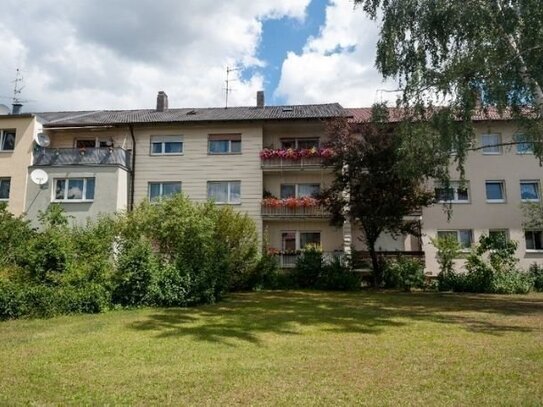 Großzugige 5-Zim.mit Balkon und Hobyraum in Fürth / Stadeln