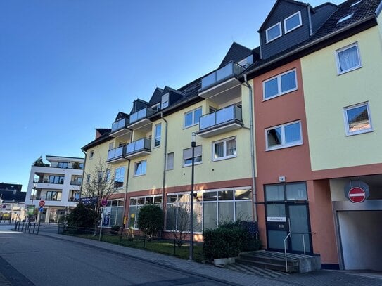 LOHMAR, Zentrum, 2 TOP Appartements ca. 50 m² ges. Wfl. mit TG-Platz, im 1.OG. vermietet und frei