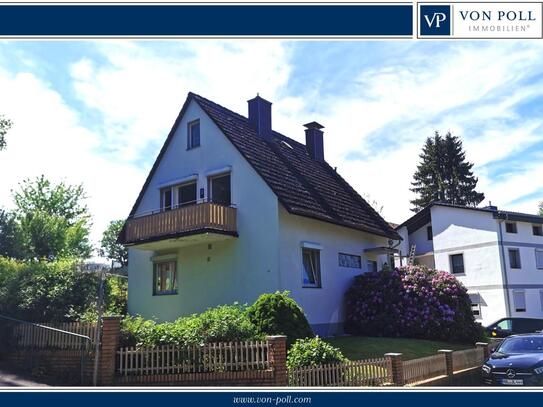 Geräumiges Haus mit Garage, Garten, Terrasse und Balkon in ruhiger Lage von Holzminden