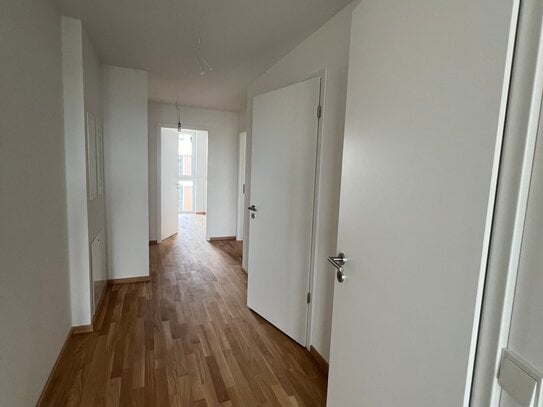 Erstbezug Neubau 6. OG, EBK+TG-Stellplatz: Stilvolle 2,5-Zi-Wohnung