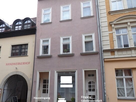 Komplett vermietetes Wohn- und Geschäftshaus im verkehrberuhigten Innenstadtbereich von Rudolstadt (Sanierungsgebiet) z…