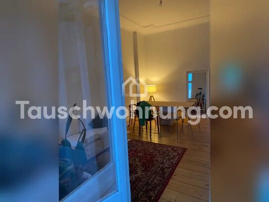 [TAUSCHWOHNUNG] 2 Zimmer Altbauwohnung mit Balkon und Badewanne