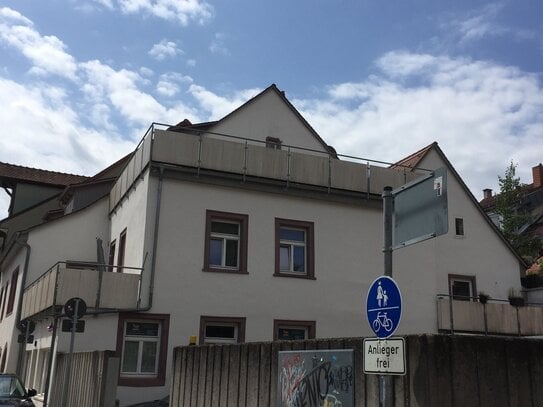 3-Zimmer-Denkmalschutzobjekt - VS-Villingen, Innenstadt Einbauküche kann übernommen werden, Balkon, Stellplatz - ke...