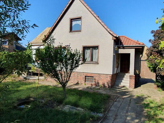 relax in the green - Freistehendes Einfamilienhaus in Stadtsiedlung mit großer Doppelgarage