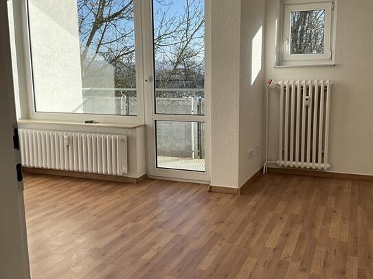 Ruhig gelegene 3- Zimmerwohnung mit Balkon!