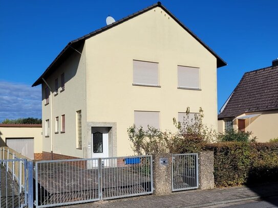 Ein- Zweifamilienhaus mit riesigem Garten in Sprendlingen